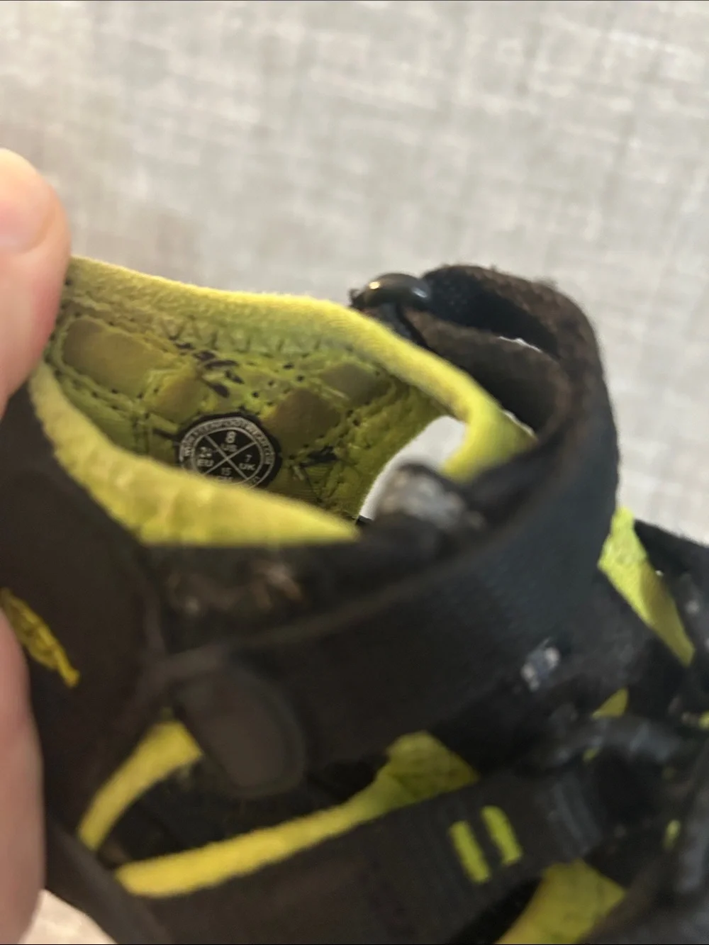 Keen Kids Black and Lime Athletic Closed-Toe Sandals